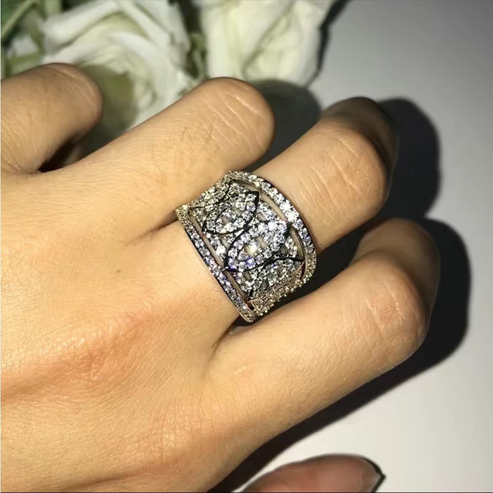 New 925 Silver Sparkling Micro Pave Diamond Band Ring - Picture 4 of 6